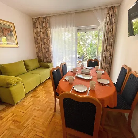 Nette In Mit Garten, Grill Und Terrasse Apartment Jadranovo